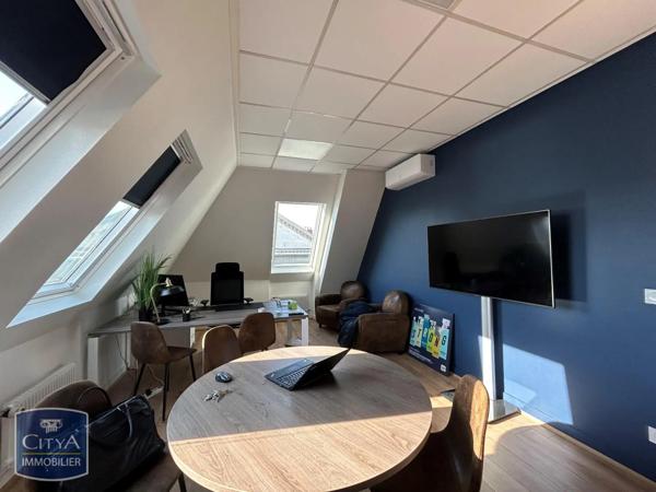 Local professionnel à louer 105.15m²