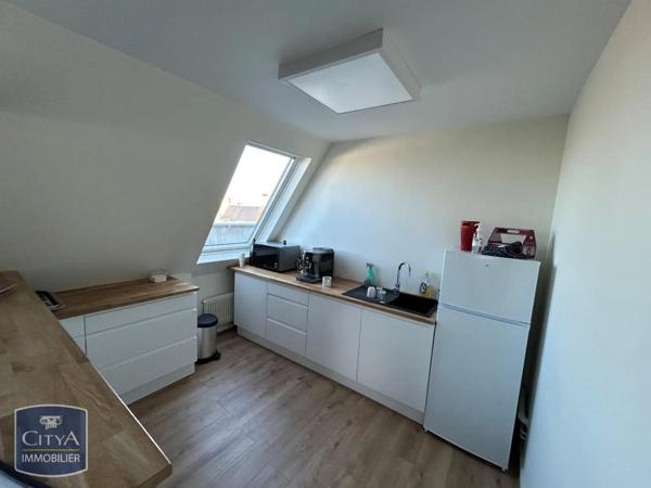 Local professionnel à louer 105.15m²