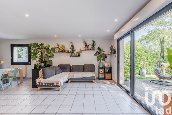 Maison à vendre 6 pièces 141 m² Dommartin