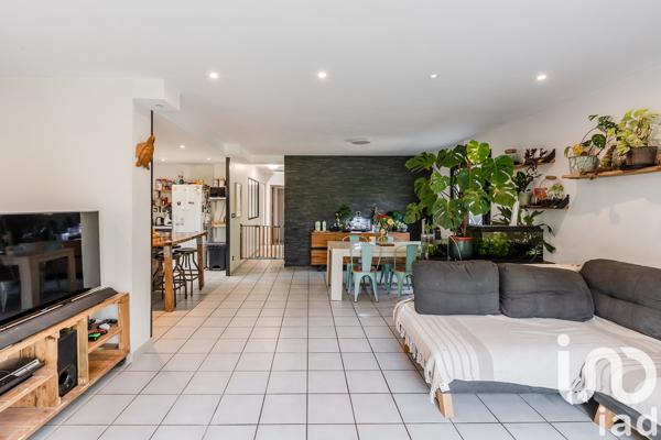 Maison à vendre 6 pièces 141 m² Dommartin