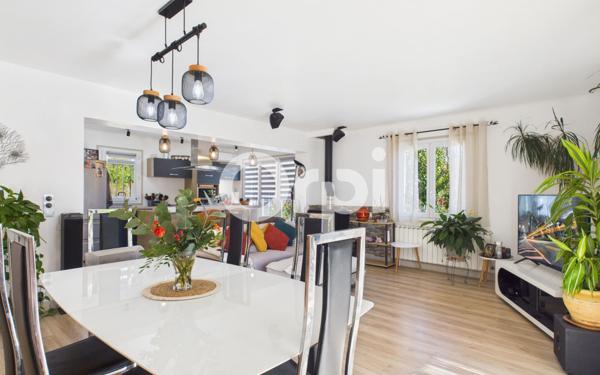 Maison à vendre    3 pièces •  Tourrettes