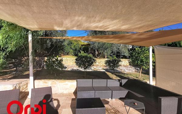 Maison à vendre    4 pièces •  La Cadière-d'Azur