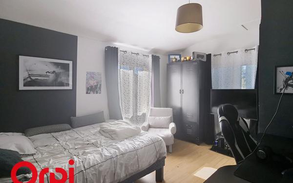 Maison à vendre    4 pièces •  La Cadière-d'Azur