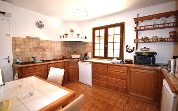 Maison à vendre    4 pièces •  Vers-Pont-du-Gard