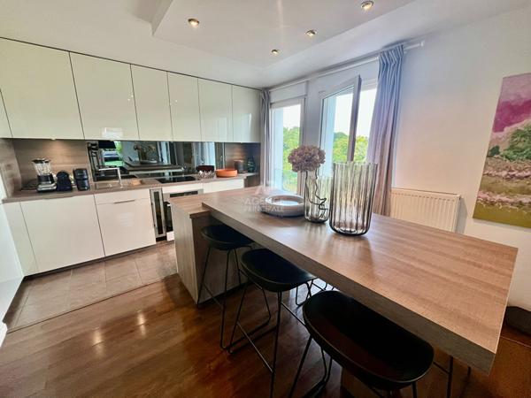Appartement Cergy 5 pièce(s) 90 m2 347 000 € **  - Référence  5088