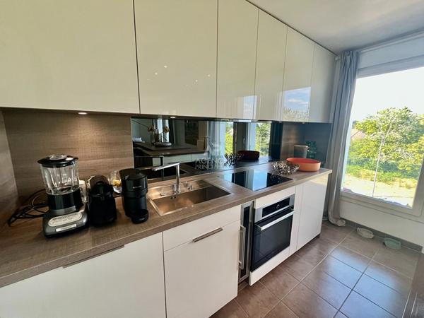 Appartement Cergy 5 pièce(s) 90 m2 347 000 € **  - Référence  5088
