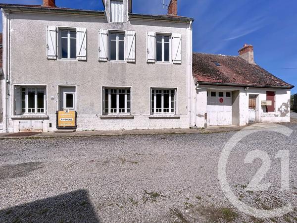 Maison à vendre  3 pièces - 60 m 2   VARENNES SUR ALLIER  - 03