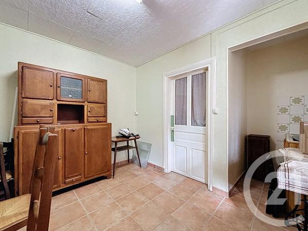 Maison à vendre  3 pièces - 60 m 2   VARENNES SUR ALLIER  - 03