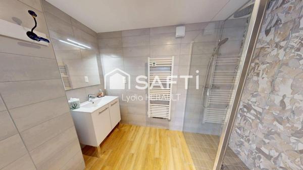 Confort et tranquillité : plain-pied sur 1700 m² de terrain