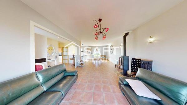 Confort et tranquillité : plain-pied sur 1700 m² de terrain