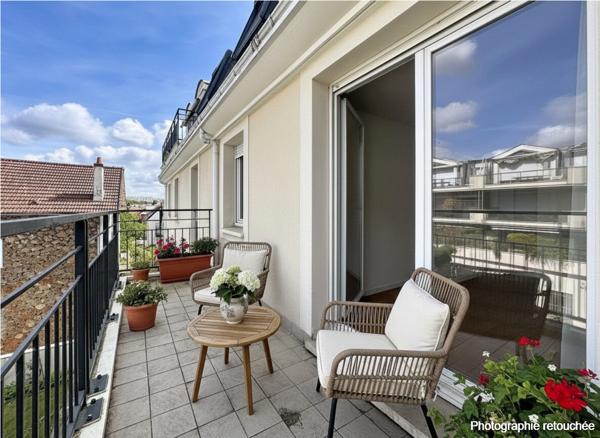 Plein centre ville Un appartement type 3 pièces avec Terrasse et parking !