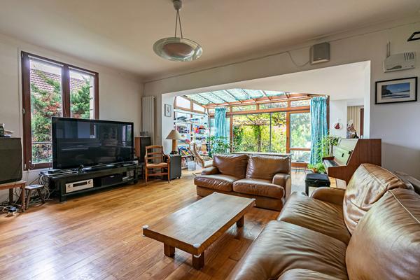 Maison CROISSY-SUR-SEINE 9 pièces - 6 chambres 995 000 € **  - Référence  161600