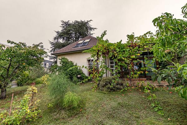 Maison CROISSY-SUR-SEINE 9 pièces - 6 chambres 995 000 € **  - Référence  161600