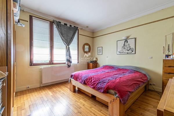 Maison CROISSY-SUR-SEINE 9 pièces - 6 chambres 995 000 € **  - Référence  161600