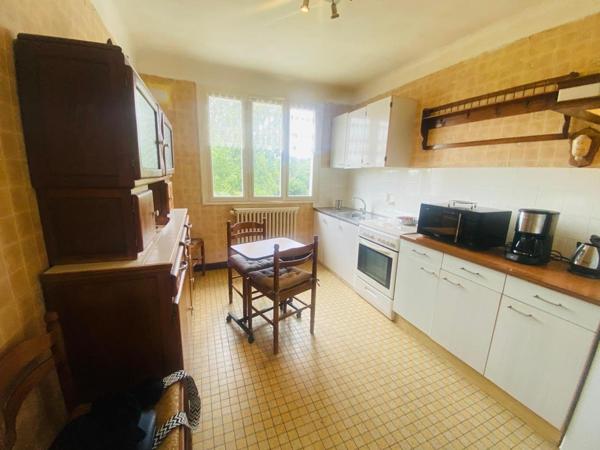 *mer et campagne  bretonne – Maison à Kerbors, proche de la mer**