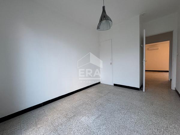 À LOUER  APPARTEMENT T4 AVEC JARDIN, GARAGE ET CLIMATISATION  SECTEUR LAS COBAS / PARC SAINT-VICENS