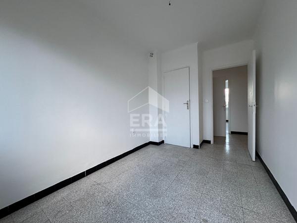 À LOUER  APPARTEMENT T4 AVEC JARDIN, GARAGE ET CLIMATISATION  SECTEUR LAS COBAS / PARC SAINT-VICENS