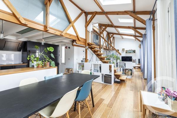 Appartement F3 à vendre  3 pièces - 79 m2 PARIS - 75011