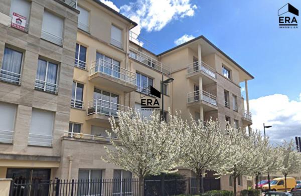 Studio 27 m2 Résidence LE CLOS ST SPIRE Bords de Seine