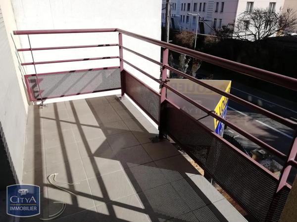 Appartement à louer 4 pièces 83.28m² Villefranche-sur-Saône (69400)