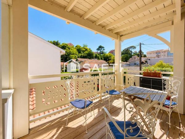 105m2, 3 ch, ascenseur, DPE B, Terrasse, centre ville