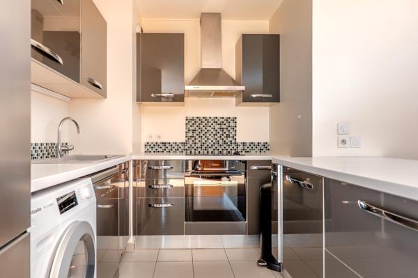 T4 de 78 m² avec jardin de 36 m² – Centre-ville – 2 chambres – 46 m² de pièce de vie – Parking