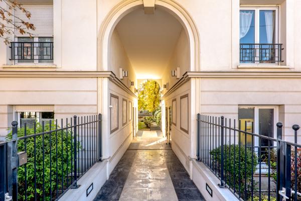 T4 de 78 m² avec jardin de 36 m² – Centre-ville – 2 chambres – 46 m² de pièce de vie – Parking