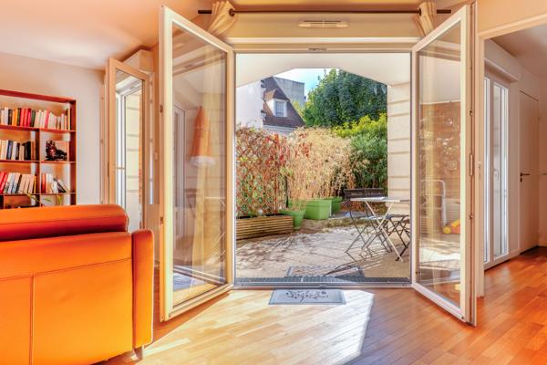T4 de 78 m² avec jardin de 36 m² – Centre-ville – 2 chambres – 46 m² de pièce de vie – Parking