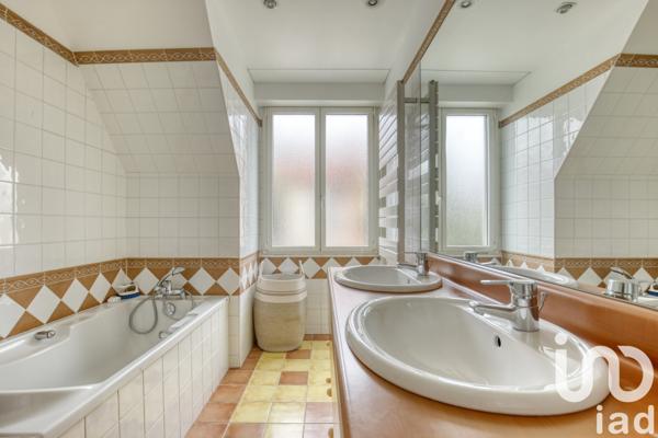 Maison à vendre 7 pièces 189 m² Montmorency