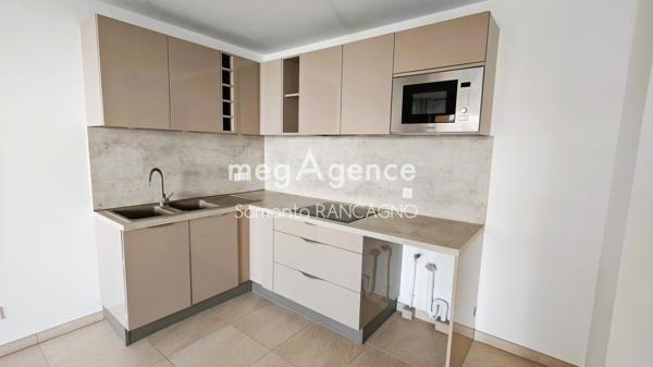 Appartement à FREJUS, 83600 - 2 pièces 49m²