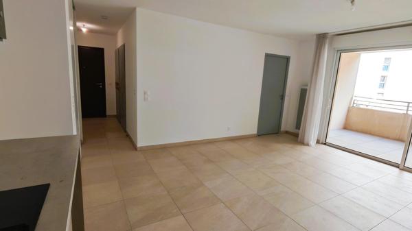 Appartement à FREJUS, 83600 - 2 pièces 49m²