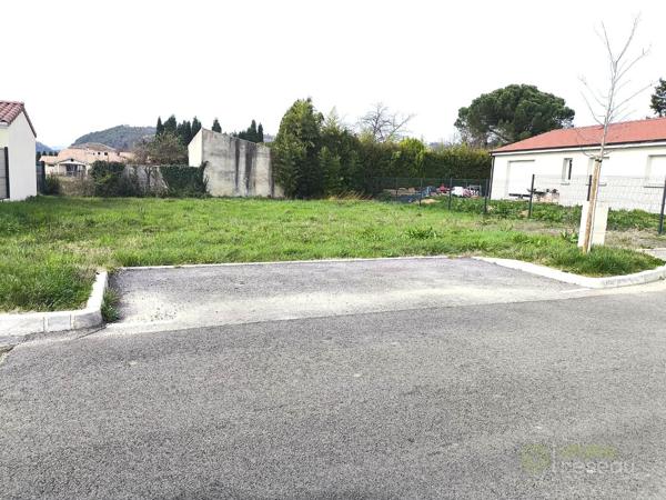 Terrain à SAINT UZE (26240)