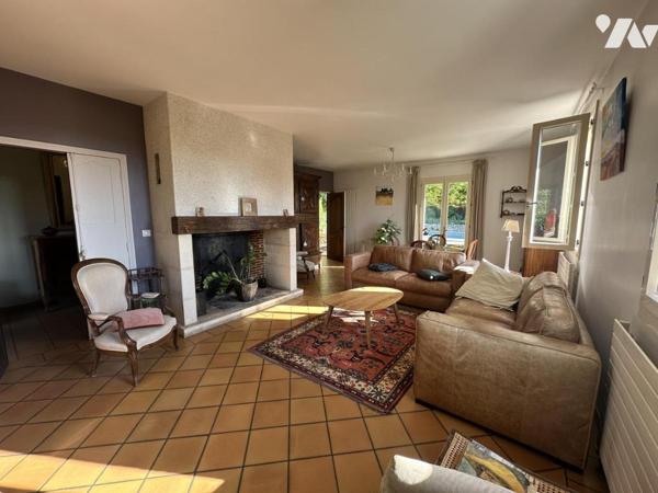 Maison à vendre PRADINES 6 chambres et piscine