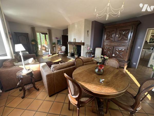 Maison à vendre PRADINES 6 chambres et piscine
