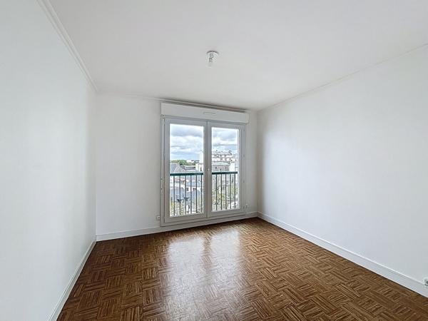 Appartement T4, dernier etage avec ascenseur, balcon et vue rade - Brest - Pilier Rouge