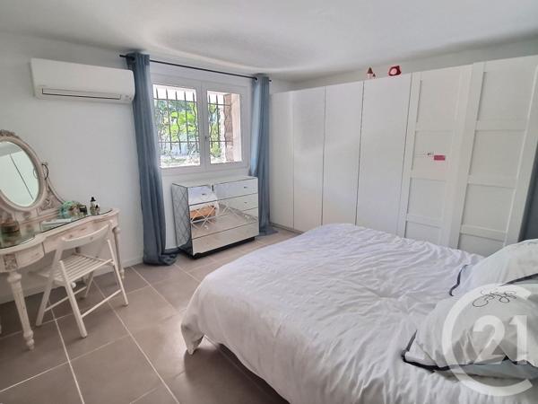 Maison à vendre  6 pièces - 184 m2 ST RAPHAEL - 83