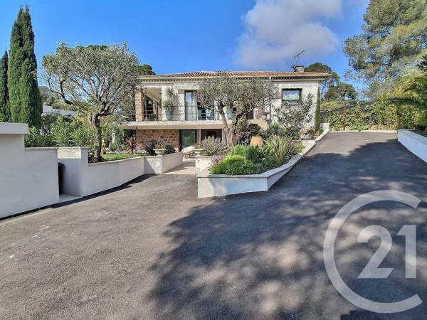 Maison à vendre  6 pièces - 184 m2 ST RAPHAEL - 83