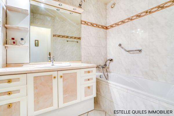Versailles (78000) VERSAILLES Rue Albert Joly Appartement 5 pièces 105.40m²