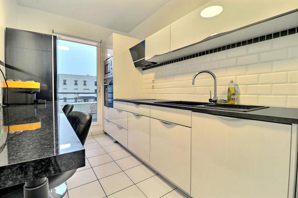 Appartement La Plaine Saint Denis 4 pièce(s) 83.73 m2