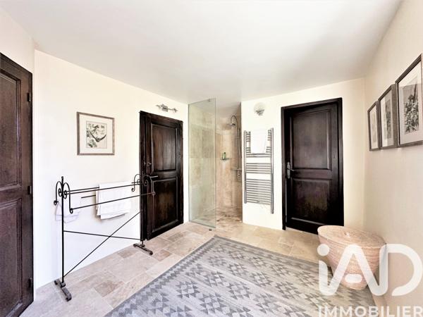 Maison à vendre 6 pièces 162 m² Castillon-du-Gard