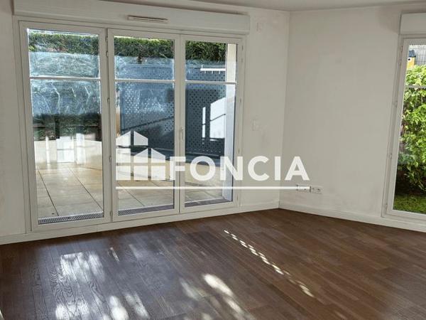 Location Appartement 2 pièces 46.94 m² - AVENUE DE LA RESISTANCE Le Plessis Robinson 92350