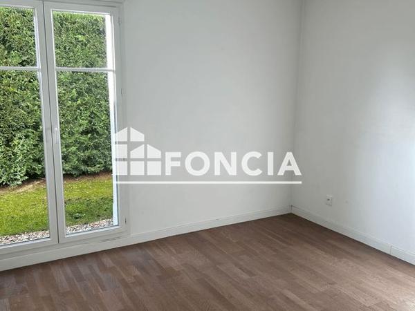 Location Appartement 2 pièces 46.94 m² - AVENUE DE LA RESISTANCE Le Plessis Robinson 92350