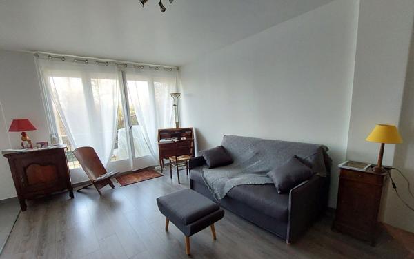 Appartement à vendre    1 pièce • 28,09 m2 Bry-sur-Marne