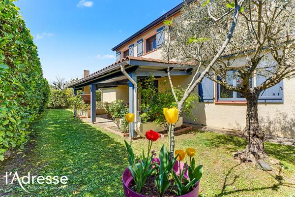 Exclusivité l'Adresse Immobilier - Cugnaux - Maison de 168 m2 avec Garage et piscine Couverte sur un terrain de 552m².