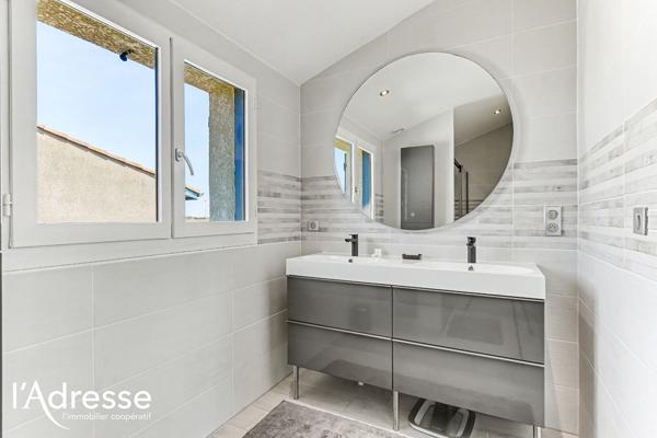 Exclusivité l'Adresse Immobilier - Cugnaux - Maison de 168 m2 avec Garage et piscine Couverte sur un terrain de 552m².
