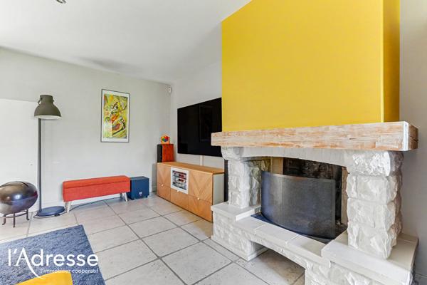 Exclusivité l'Adresse Immobilier - Cugnaux - Maison de 168 m2 avec Garage et piscine Couverte sur un terrain de 552m².
