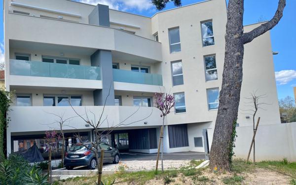 Appartement à vendre    4 pièces • 96,50 m2 Nîmes