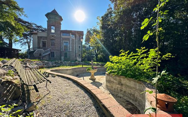 Maison à vendre    4 pièces •  Lisle-sur-Tarn