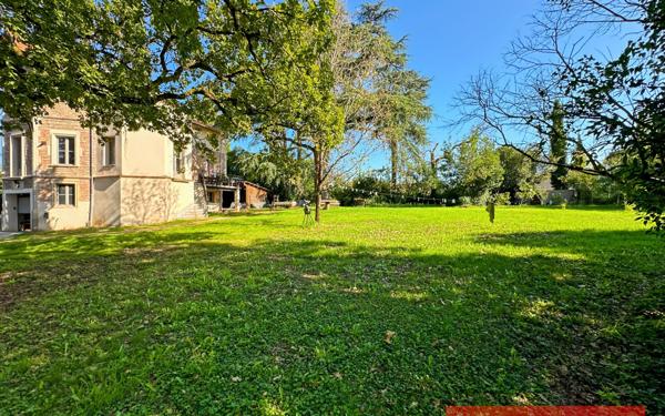 Maison à vendre    4 pièces •  Lisle-sur-Tarn