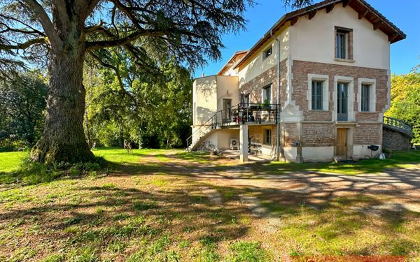 Maison à vendre    4 pièces •  Lisle-sur-Tarn